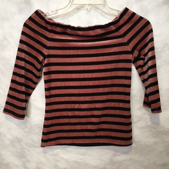 Sans Souci size Small top - Picture 2 of 4